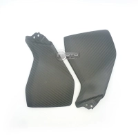 Caches sous flancs de selle carbone mat yamaha mt09