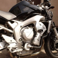 Patins de protection version racing yamaha fz6 fazer