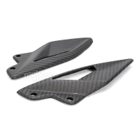 Paire de reposes pieds carbone mat triumph 765/800/1050 street triple r/s/rs  2017-2021