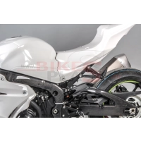 Protection de bras oscillant gauche carbone bikesplast suzuki gsxr 1000 2017 -